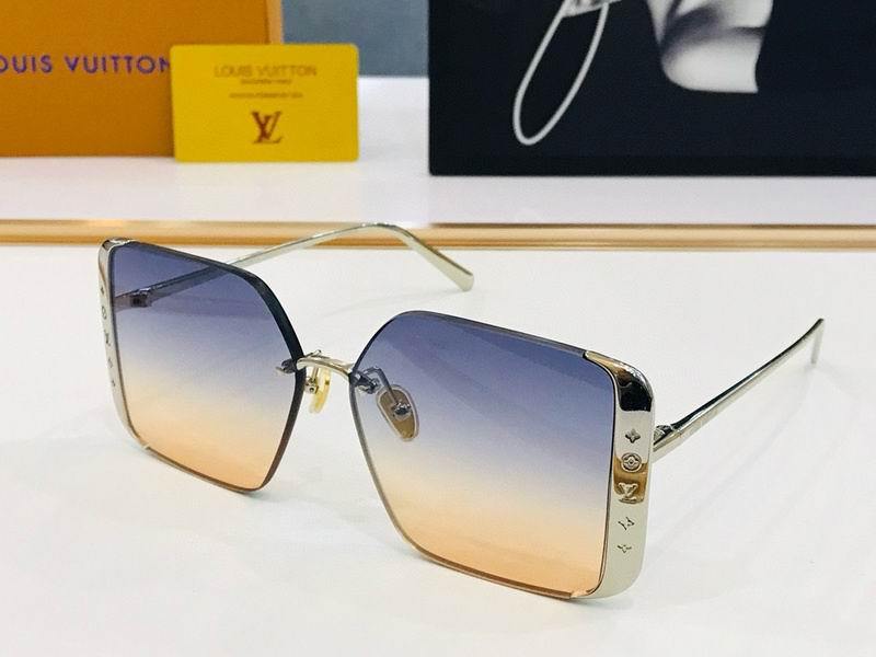 LV Sunglasses 585